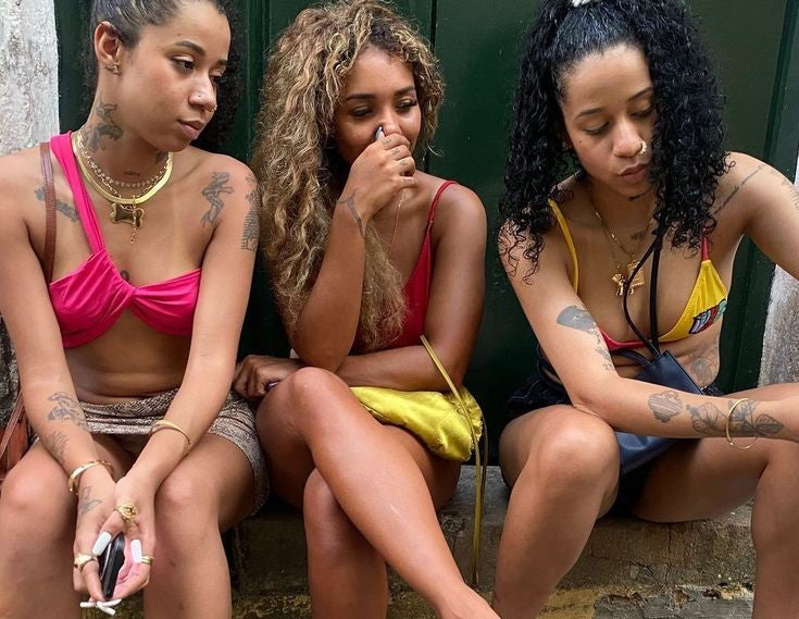 Kawaii Meets Baddie: Blending Cute and Edgy Aesthetics in Your y2k Inspired Outfits